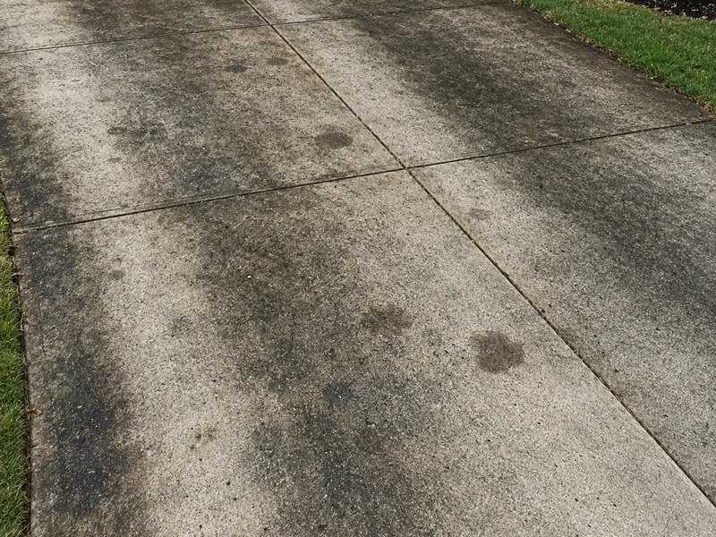 Driveway Cleaning — before cleaning